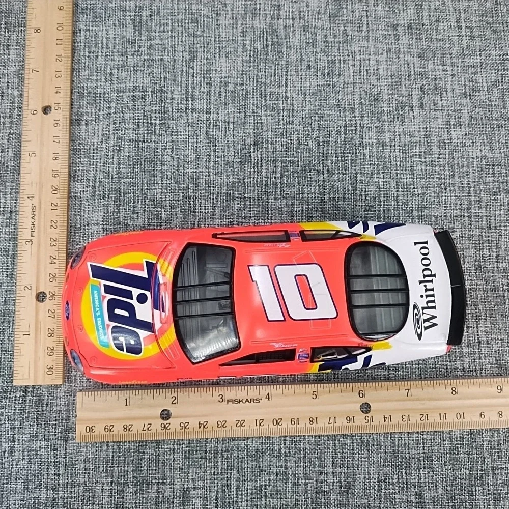 1:24 Diecast Racing Champions Signature Driver Series Nascar Ricky Rudd #10 Tide